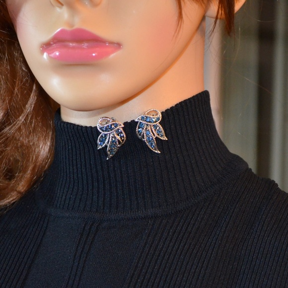 Eisenberg Clip Vintage Earrings - Picture 4 of 6